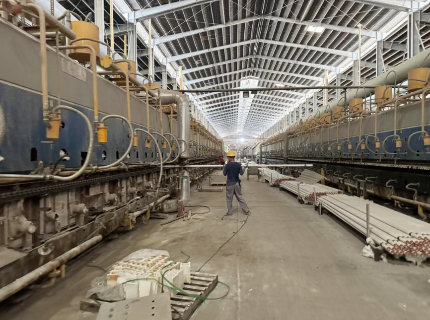 广东产区大洗牌+外产区涌入，建陶生态圈要变天了！